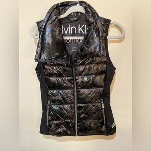 Calvin Klein Performance Camo Vest.